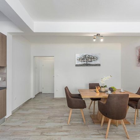 Apartmani Natalija Poreč Exterior foto