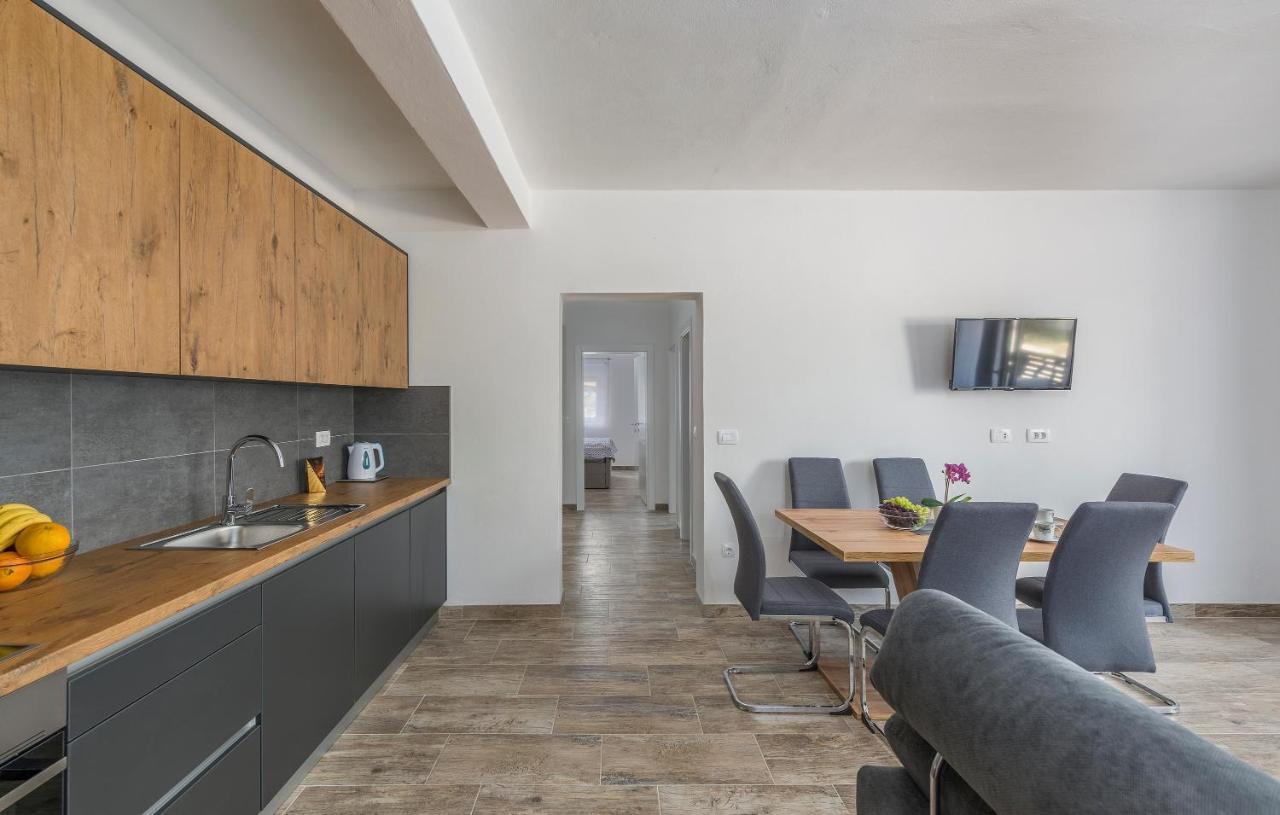Apartmani Natalija Poreč Exterior foto